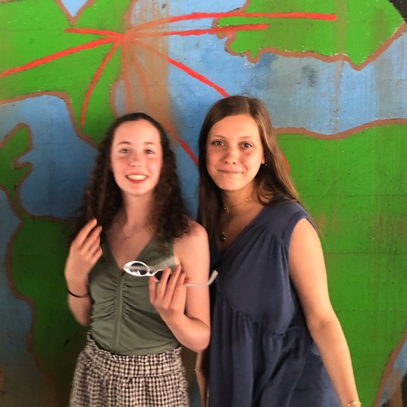 Meet your Posher, Sally - Picture 1 of 1